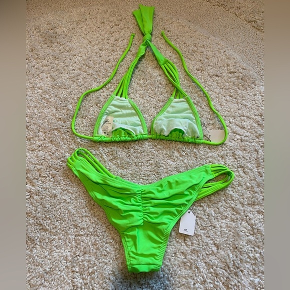 Green scrunch butt bikini triangle top small medium NWT New - Picture 6 of 12